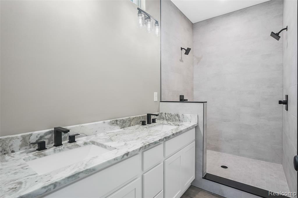 8451 Woodridge Drive, Davison, MI 48423 — Photo 16