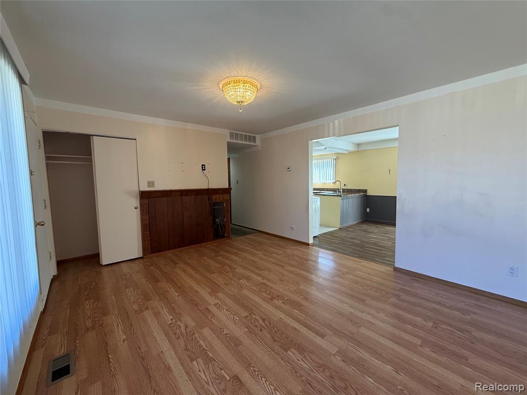 4702 Arden Avenue, Warren, MI 48092 — Photo 16