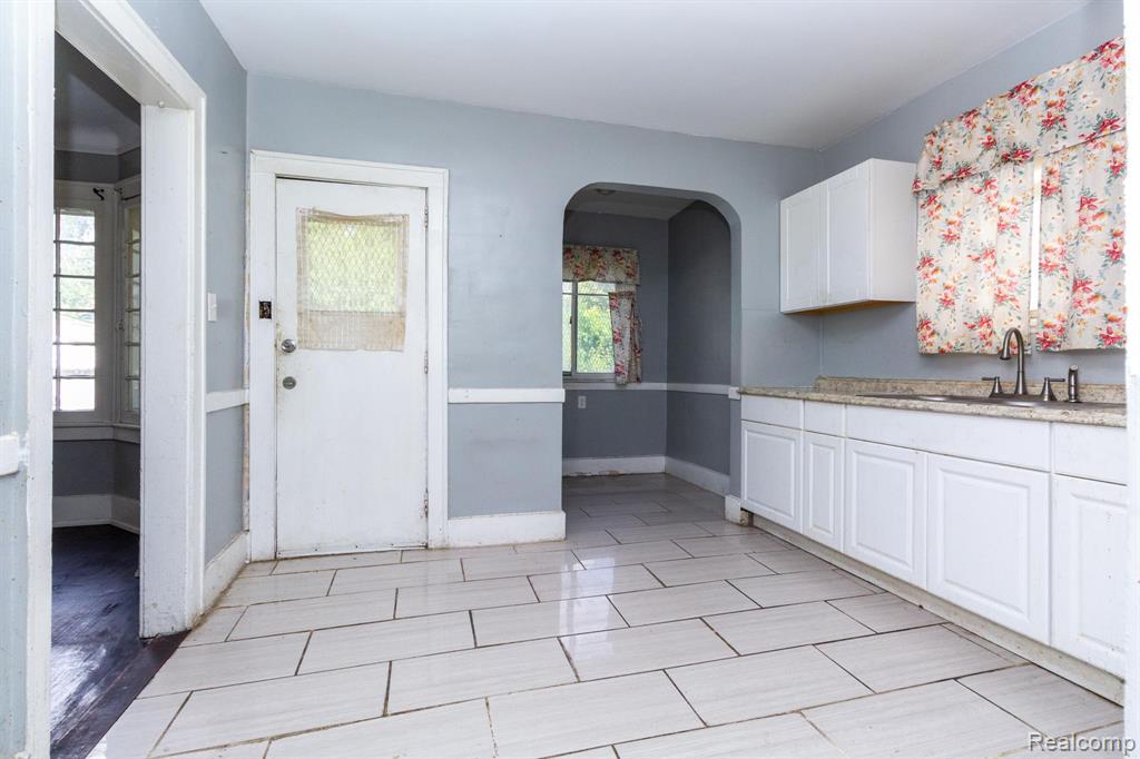 13620 Santa Rosa Drive, Detroit, MI 48238 — Photo 10