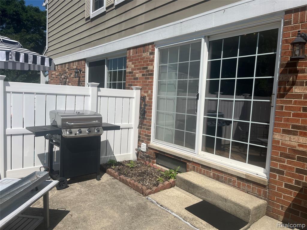 20864 E Glen Haven Circle, Northville, MI 48167 — Photo 35