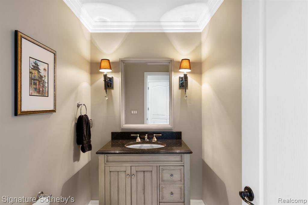 615 APPOLINE Court, Rochester, MI 48307 — Photo 10