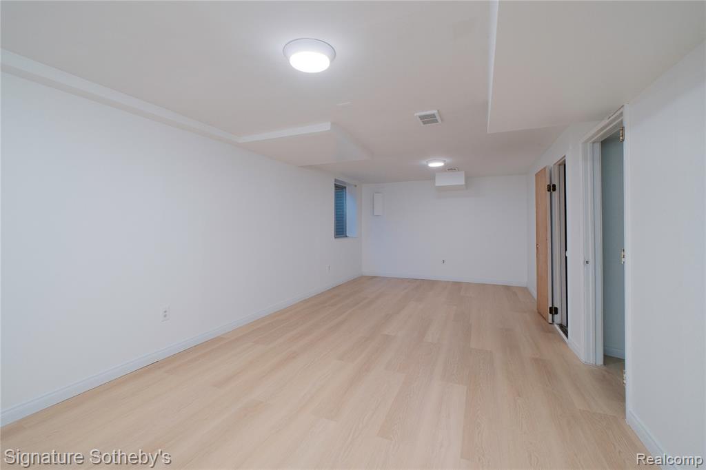 5188 W Richard Run, West Bloomfield, MI — Photo 28