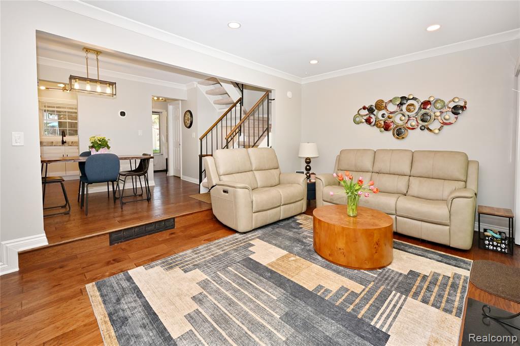 1562 Brentwood Drive, Troy, MI 48098 — Photo 14