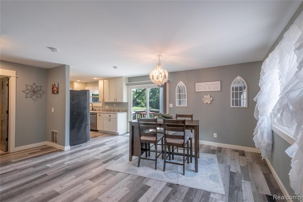 11010 Hegel Road, Goodrich Vlg, MI — Photo 11