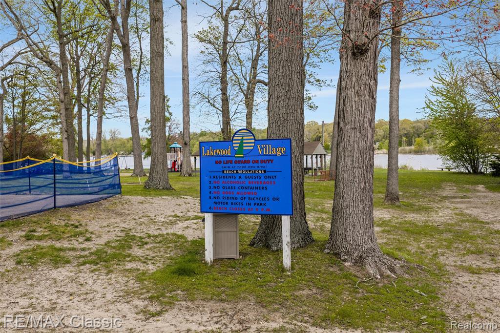 804 Bonita Drive, White Lake, MI 48383 — Photo 42