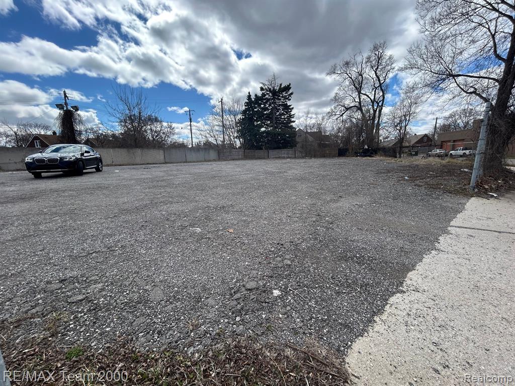 2400 S SCHAEFER Highway - Photo 3