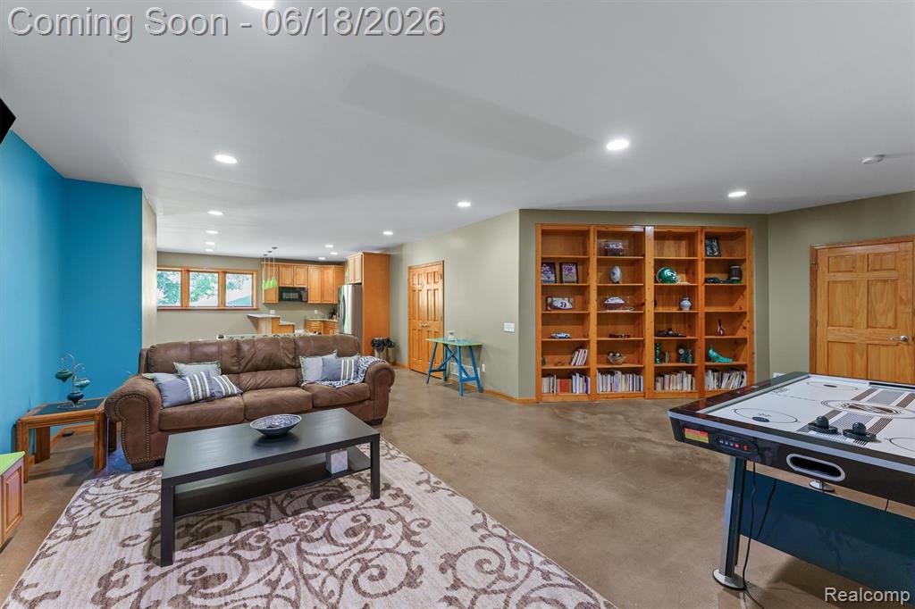 5715 Crest Court, Dexter, MI 48130 — Photo 32