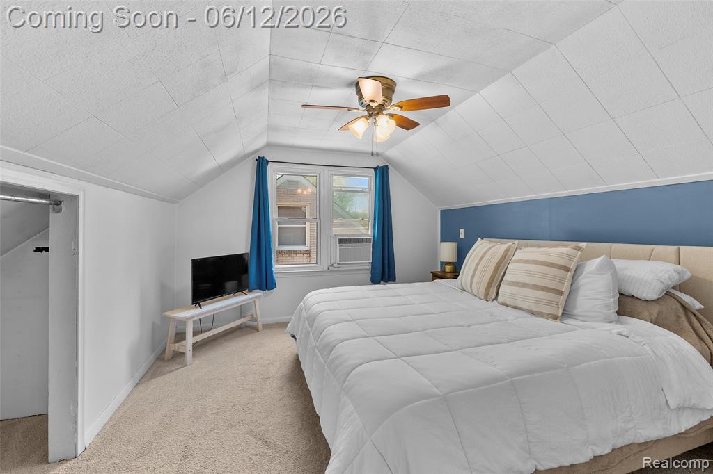 10467 W 11 Mile Road, Huntington Woods, MI — Photo 24