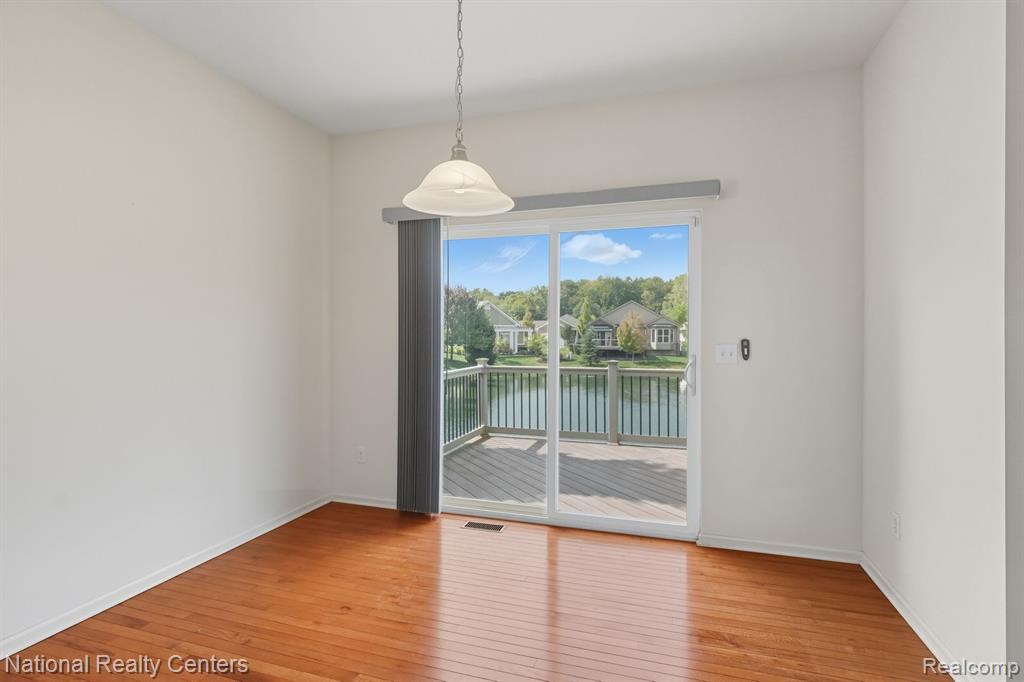 4160 Wrenwood Lane, 29, Canton, MI 48188 — Photo 10
