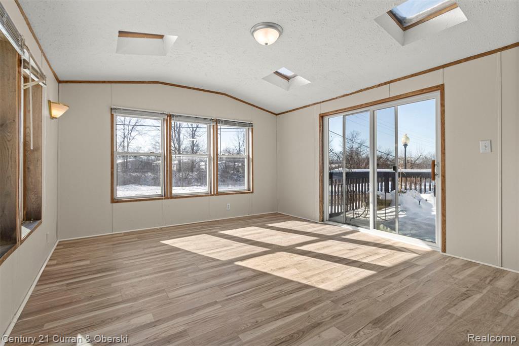 9824 Hathaway Drive, Northville, MI 48167 — Photo 5