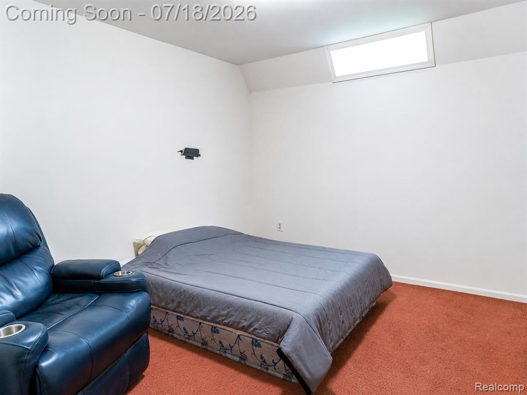 7482 Sheffield, West Bloomfield, MI — Photo 28