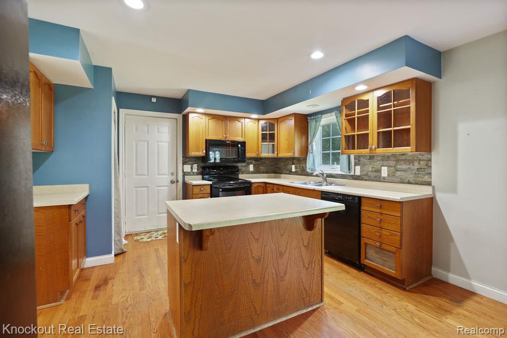 7080 Oak Park Drive, Vassar, MI 48768 — Photo 17
