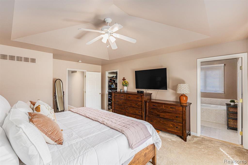 54550 CABRILLO Drive, Macomb, MI 48042 — Photo 14