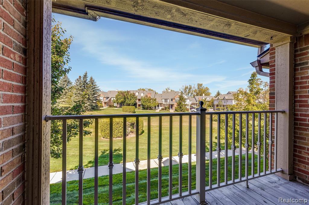 3582 Tremonte Circle S, Rochester, MI 48306 — Photo 16