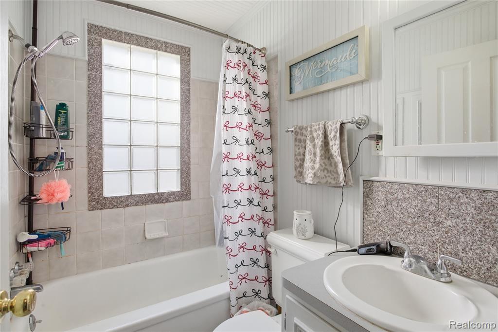 4300 Edmund Street, Wayne, MI 48184 — Photo 20