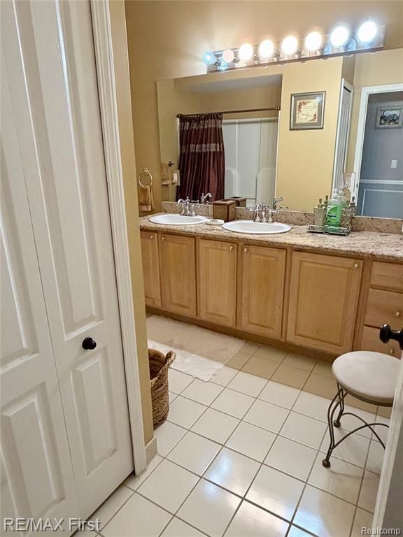5998 Bella Vista Drive, West Bloomfield, MI — Photo 29
