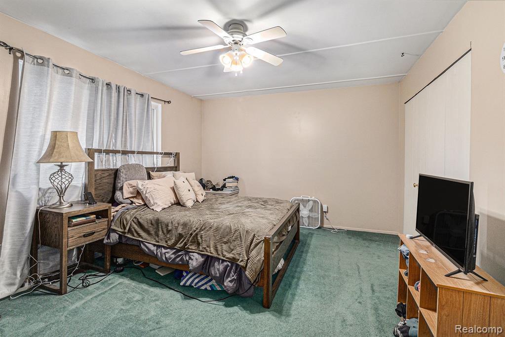 7310 BLUEWATER Drive, 117, Clarkston, MI 48348 — Photo 10