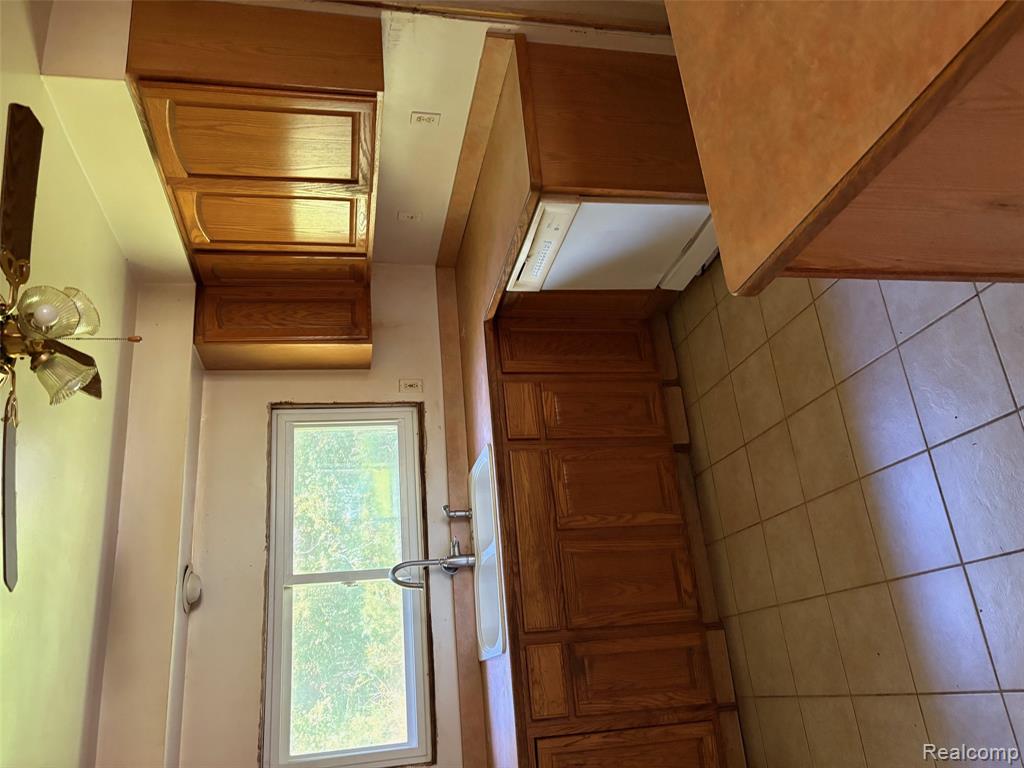 222 Newport Street, MI 48028 — Photo 12