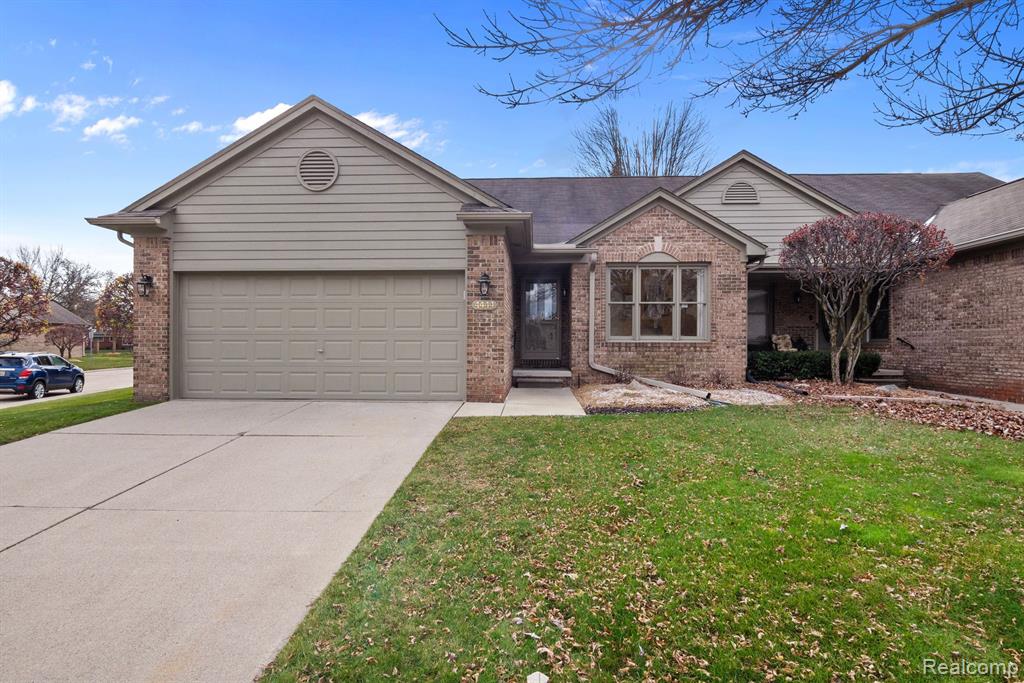 4444 Wisteria Court, Warren, MI 48092 — front exterior