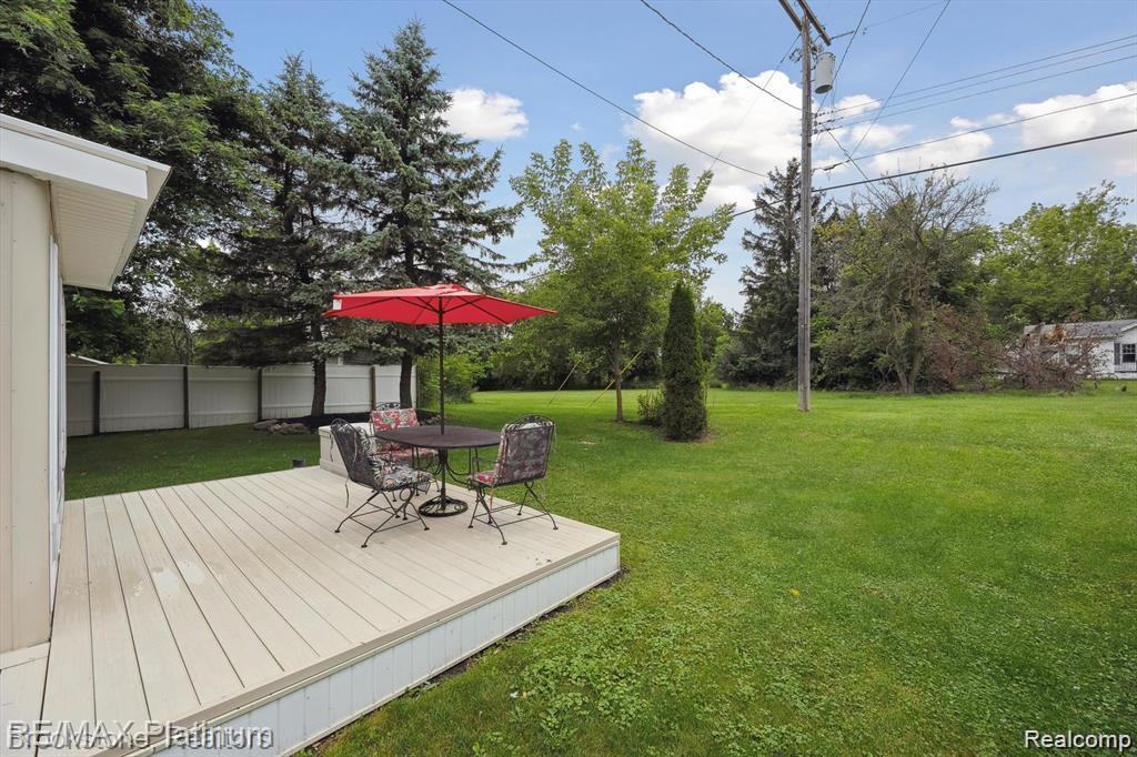 9297 6 Mile Road, Northville, MI 48168 — Photo 30