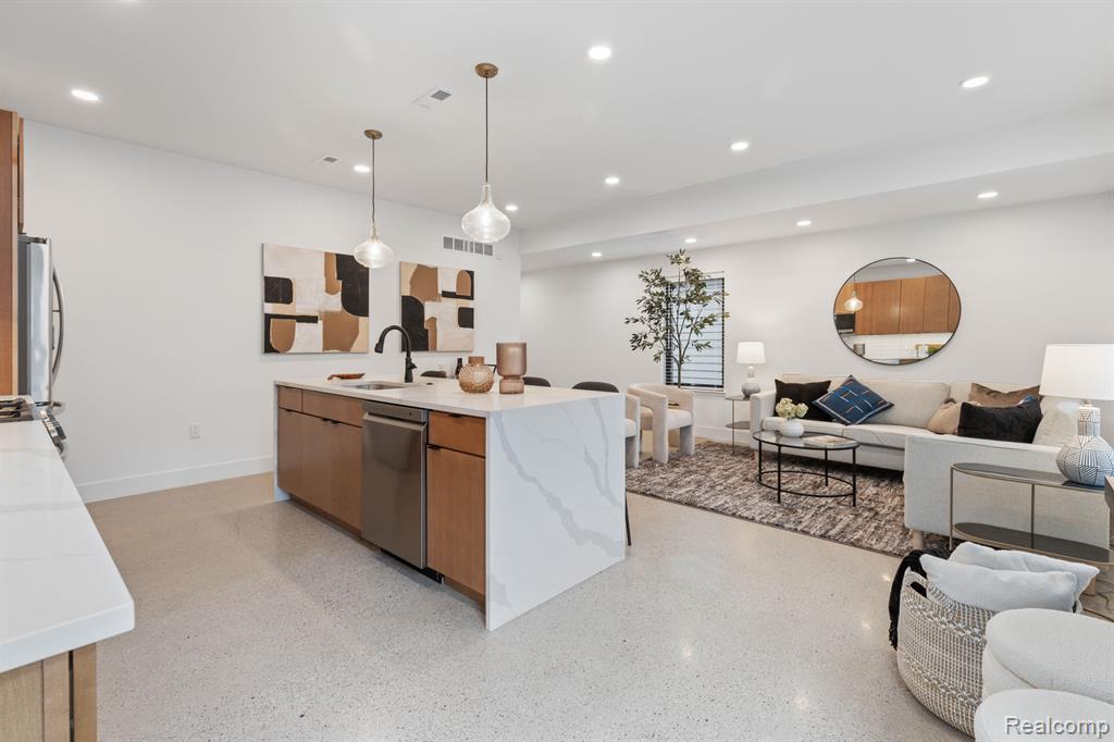 1636 Merrick Street - Photo 2