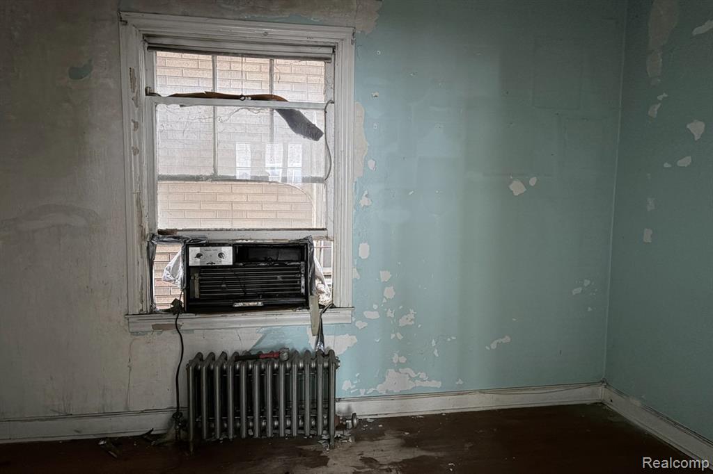 5105 Seyburn Street, Detroit, MI 48213 — Photo 11
