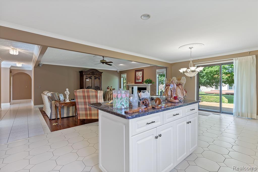 40608 MELODY Court, Clinton Twp, MI 48038 — Photo 14