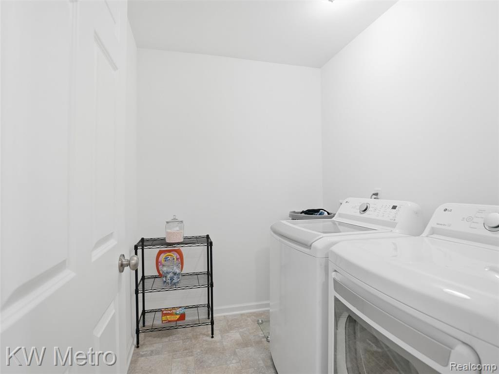 48672 Ivory Orchard Drive, Macomb, MI 48042 — Photo 20