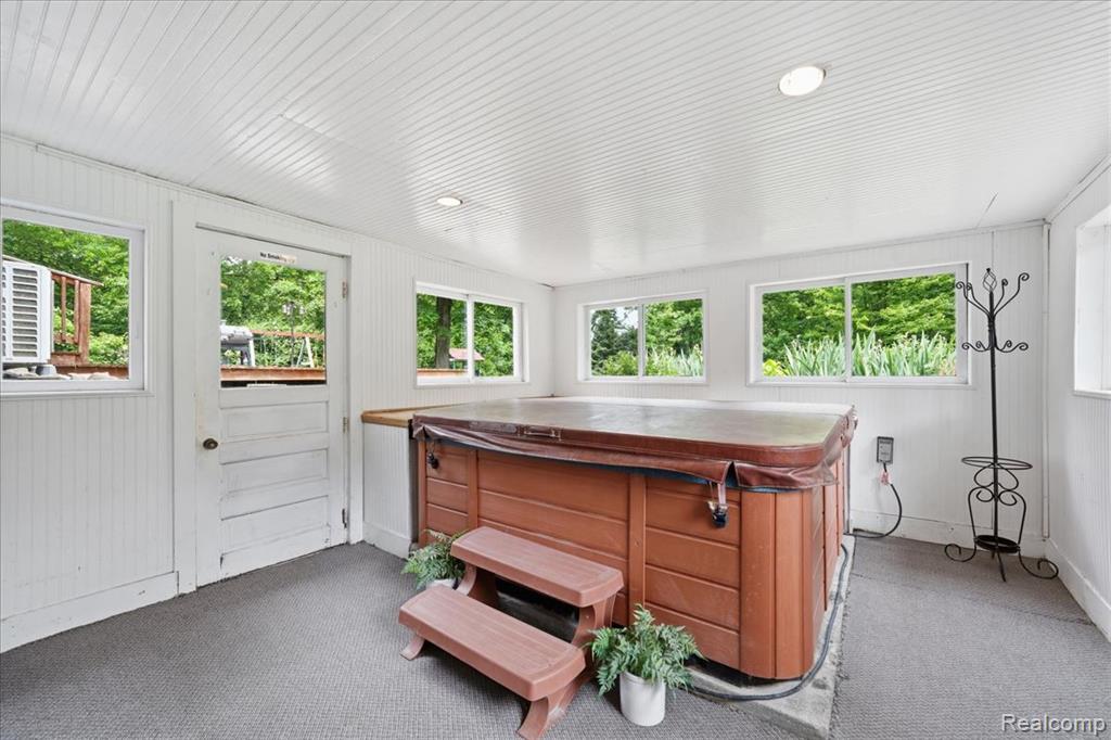 10210 Lavern Court, Clio, MI 48420 — Photo 38
