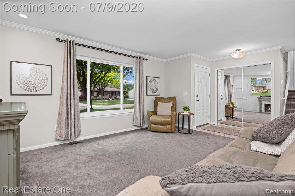 42118 Villanova Drive, Sterling Heights, MI 48313 — Photo 13