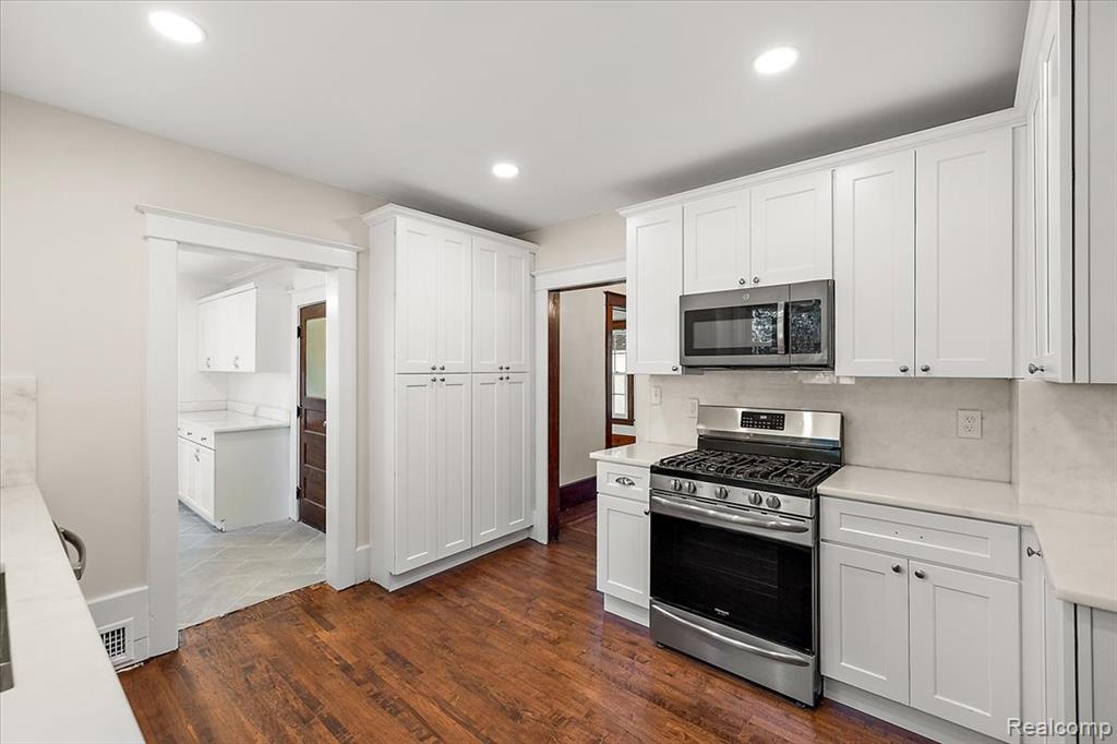 438 N Bailey Street, Romeo, MI 48065 — Photo 18