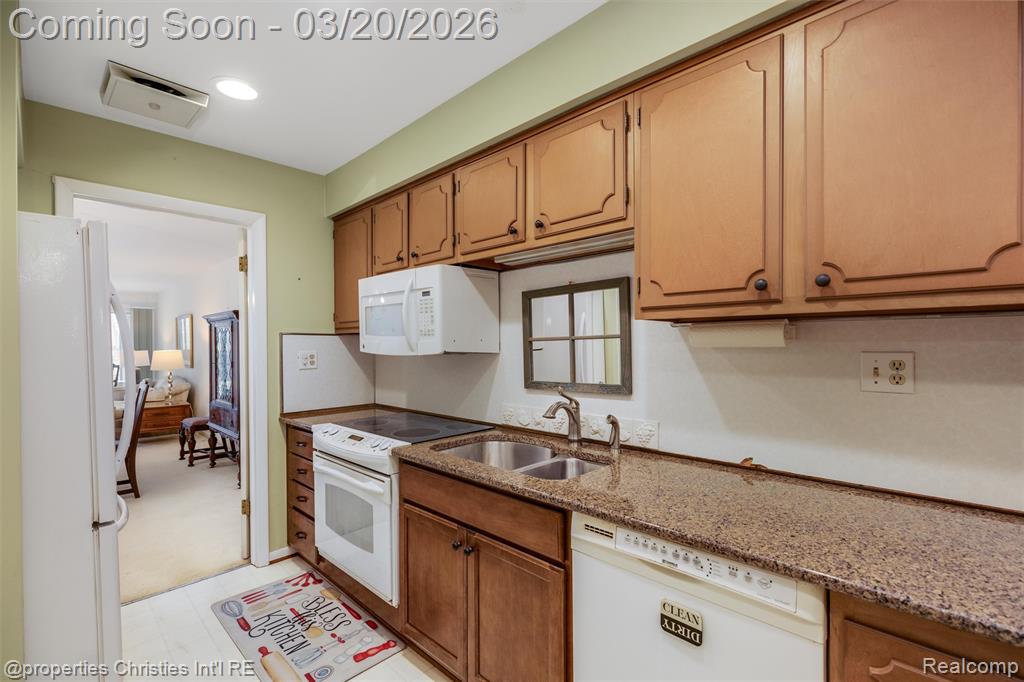 40750 Woodward Avenue, 25, Bloomfield Hills, MI 48304 — Photo 6