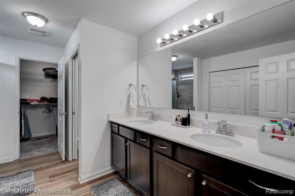 58775 Gidran Drive, South Lyon, MI 48178 — Photo 47