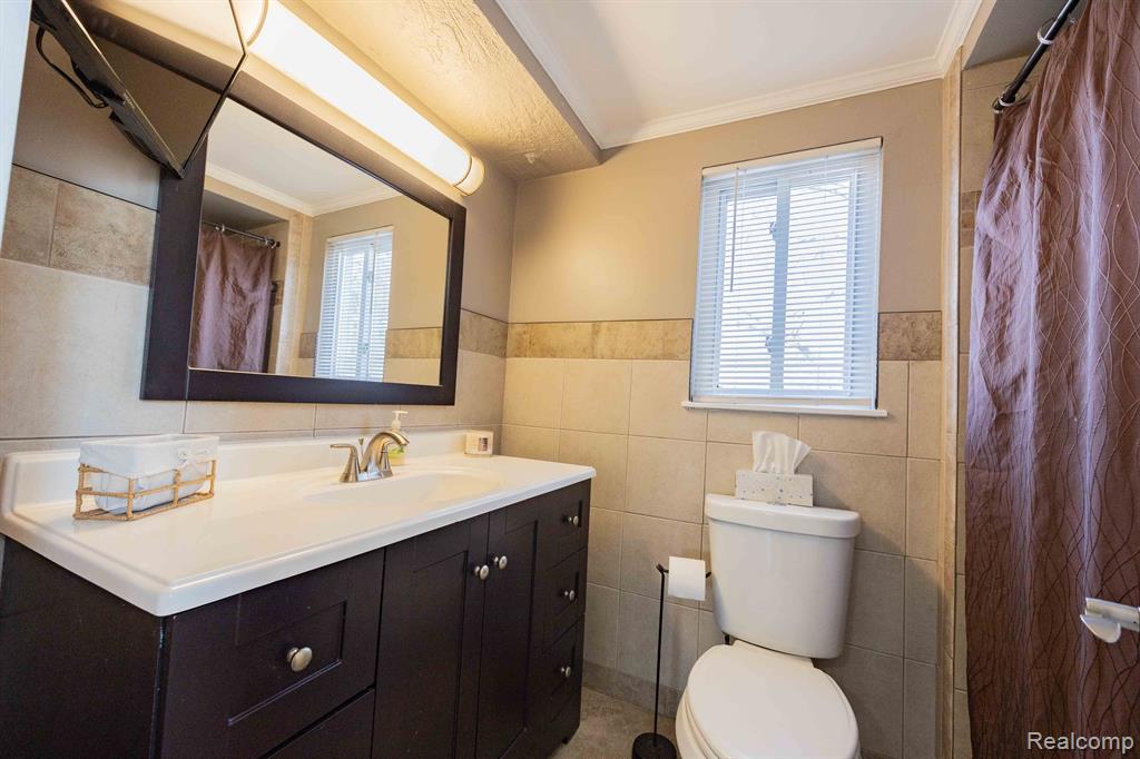 8364 ALTON Street, Canton, MI 48187 — Photo 22
