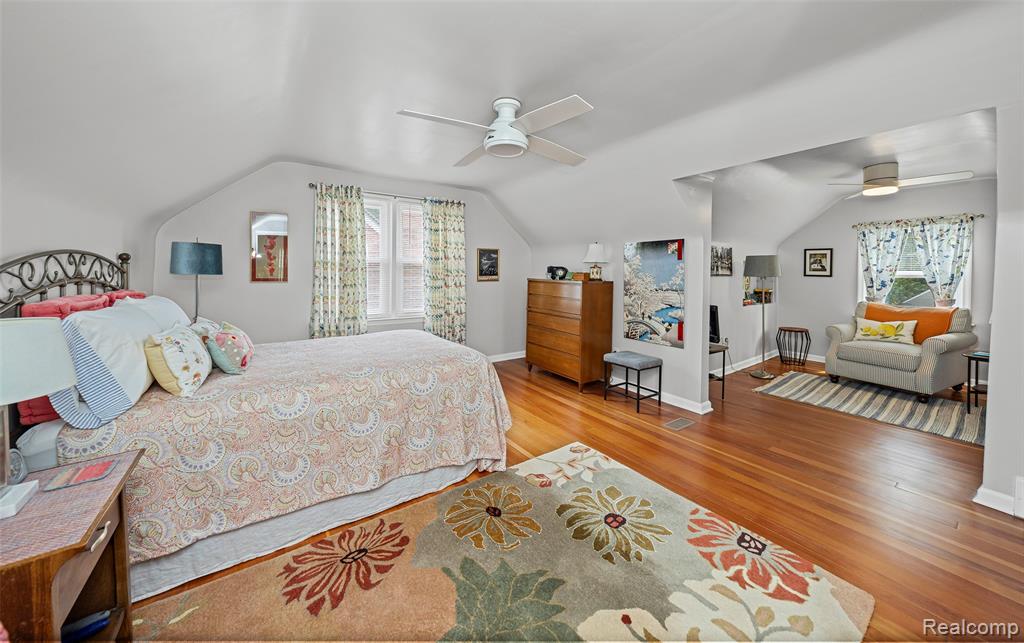 26021 Berkley Avenue, Huntington Woods, MI — Photo 23