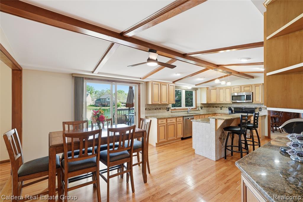 8915 Chestnut Run Drive, Utica, MI 48317 — Photo 22