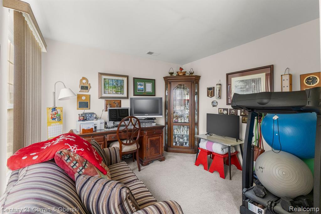 40563 BLYTHEFIELD Lane, Canton, MI 48188 — Photo 22
