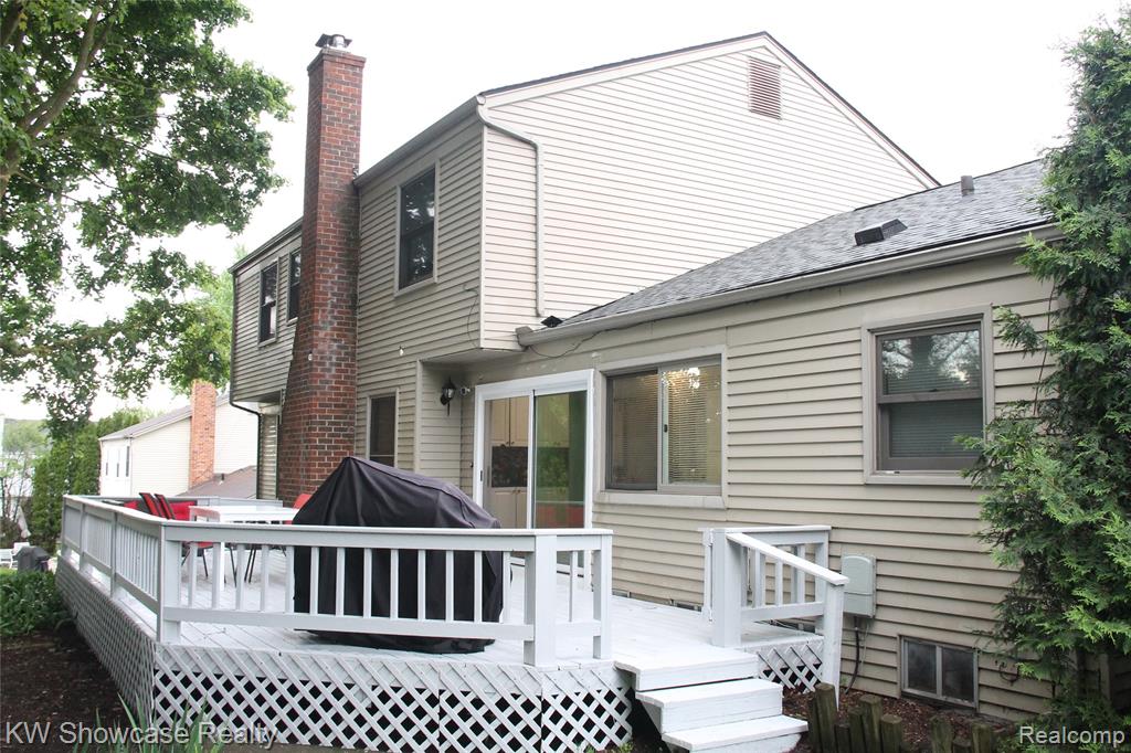 5226 Green Road, West Bloomfield, MI 48323 — Photo 40