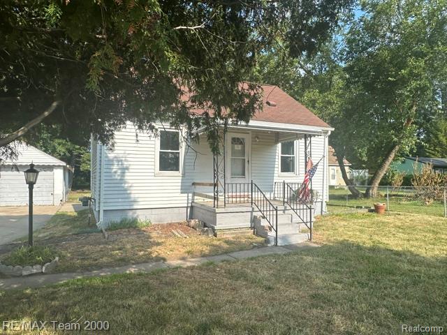 21604 Sunset Avenue, Warren, MI 48091