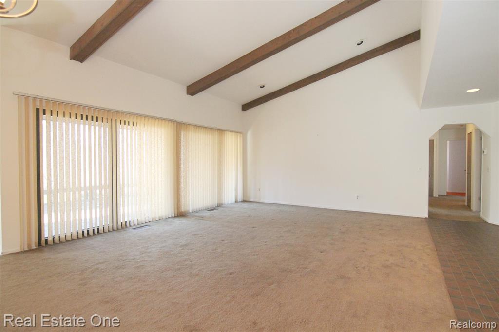 4458 Southmoor Lane, West Bloomfield, MI 48323 — Photo 5