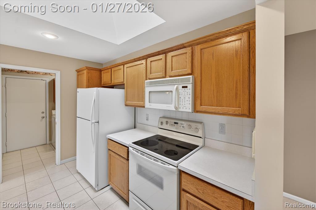 48686 French Creek Court, Utica, MI 48315 — Photo 21