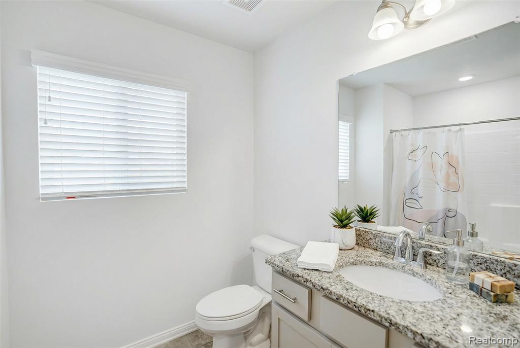320 Hidden River E, Holly, MI 48442 — Photo 22