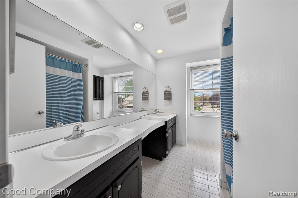 39423 Baroque Boulevard, Clinton Twp, MI 48038 — Photo 28
