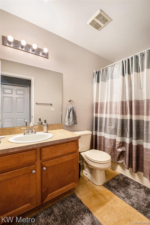 5506 Still Meadow Lane, Grand Blanc, MI 48439 — Photo 14