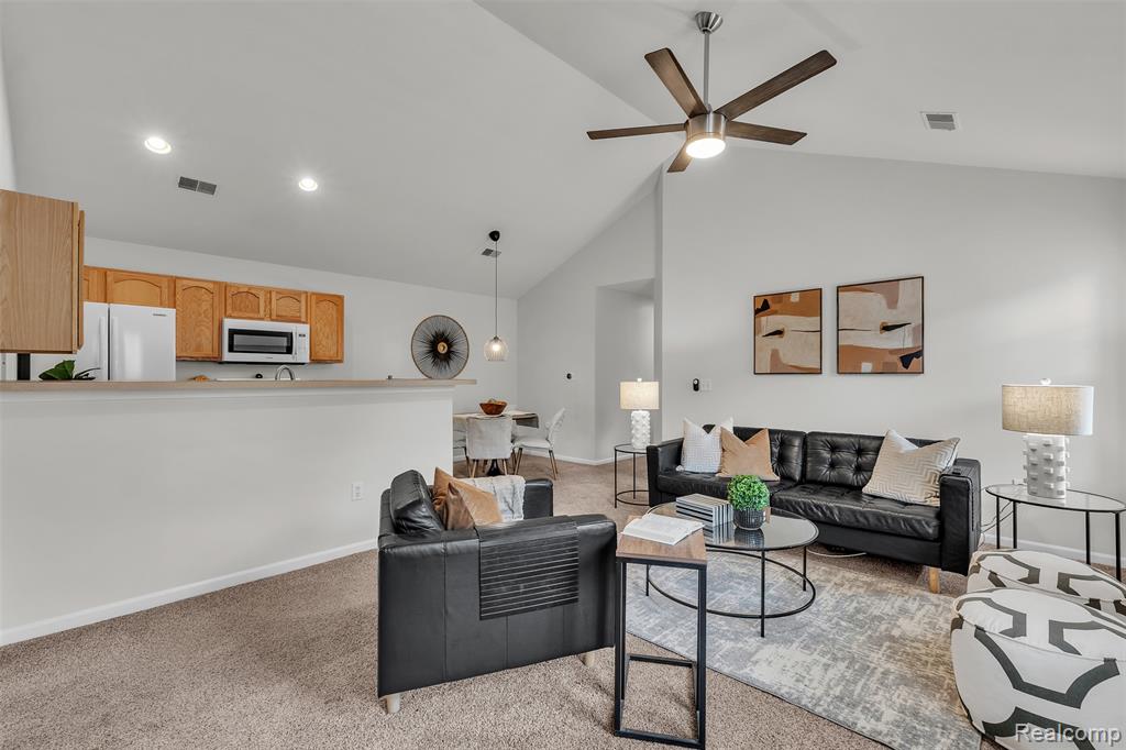 592 Olde English Circle, Howell, MI 48855 — Photo 5