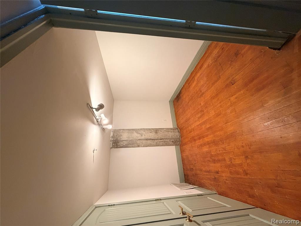 5805 #401 Lincoln Street, Detroit, MI 48208 — Photo 8