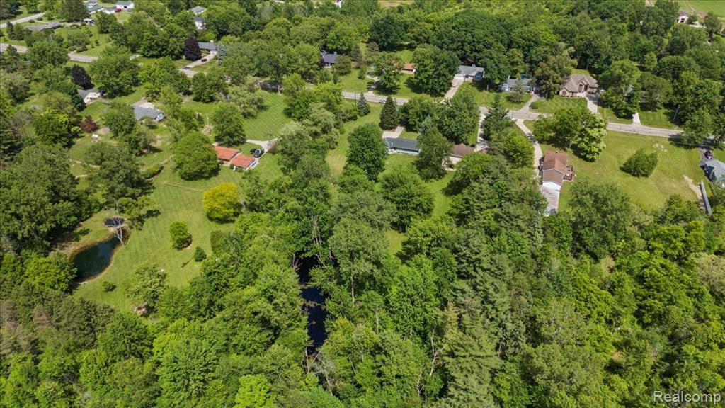 5116 WAKEFIELD Road, Grand Blanc, MI 48439 — Photo 45