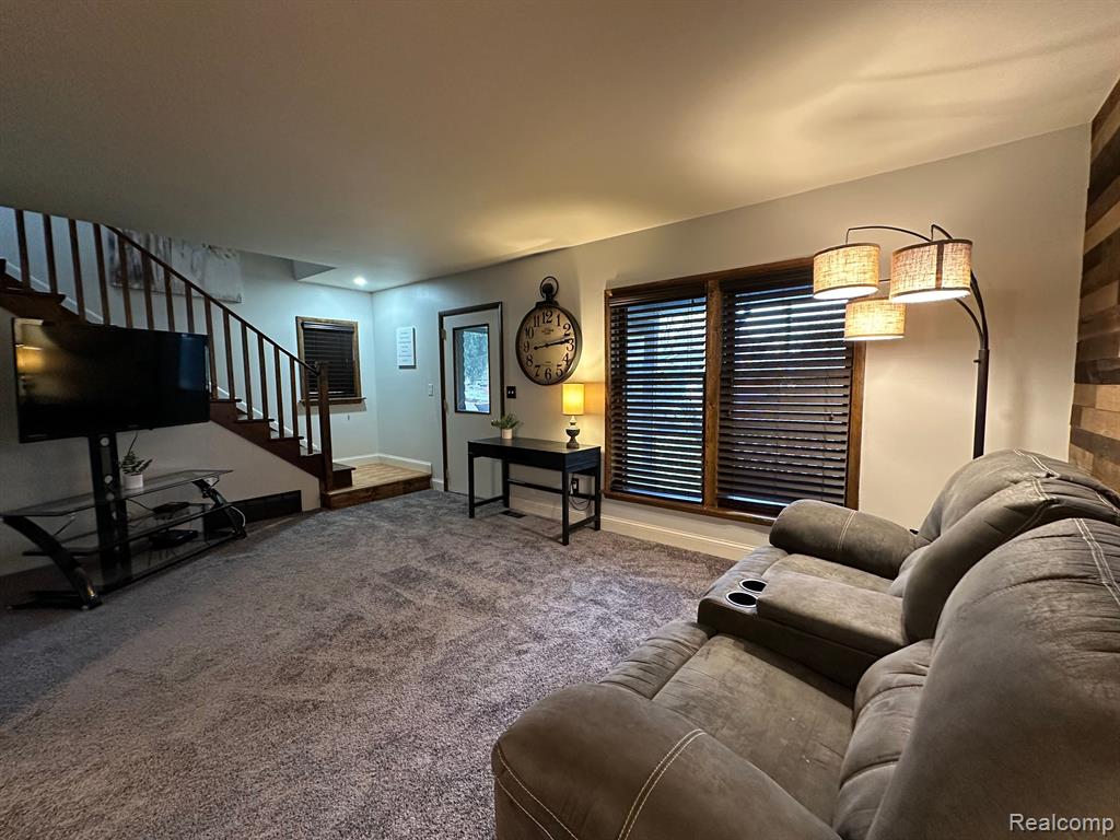 617 N LINCOLN Street, Durand, MI 48429 — Photo 19