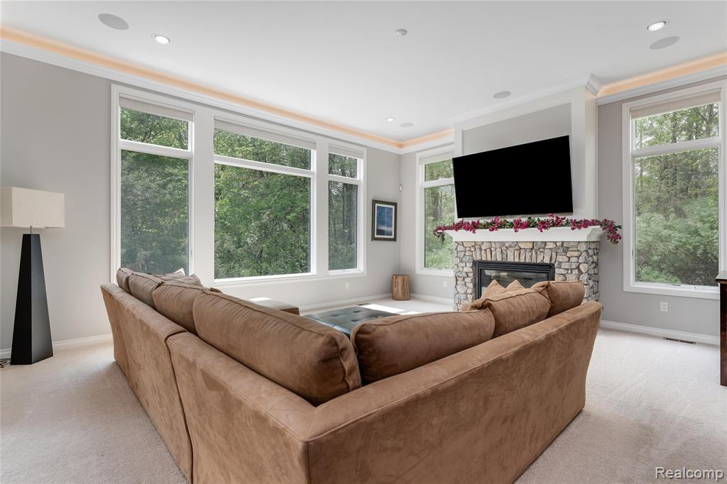 2761 Plum Creek Drive, Oakland, MI — Photo 14
