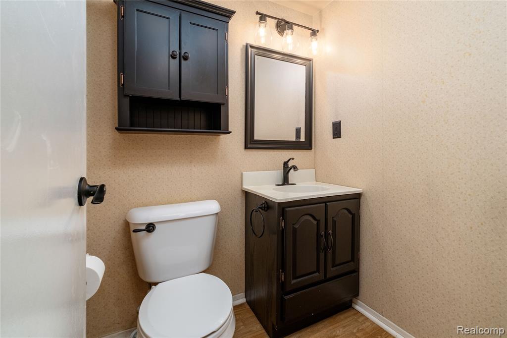 44114 Somerset Square, Canton, MI 48187 — Photo 6